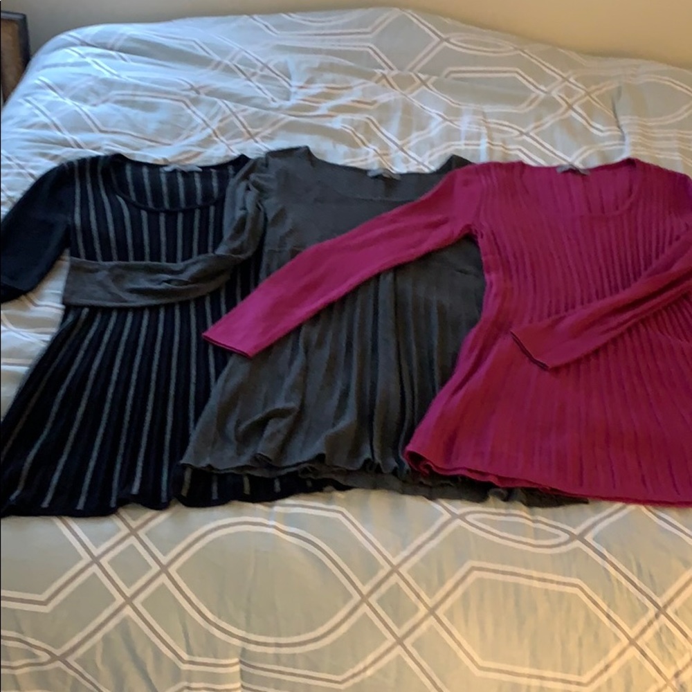 Three Daisy Fuentes Tunic Tops